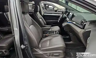 Honda Odyssey 2023 3.5 Автомат в Москве № 170447, миниатюра 12