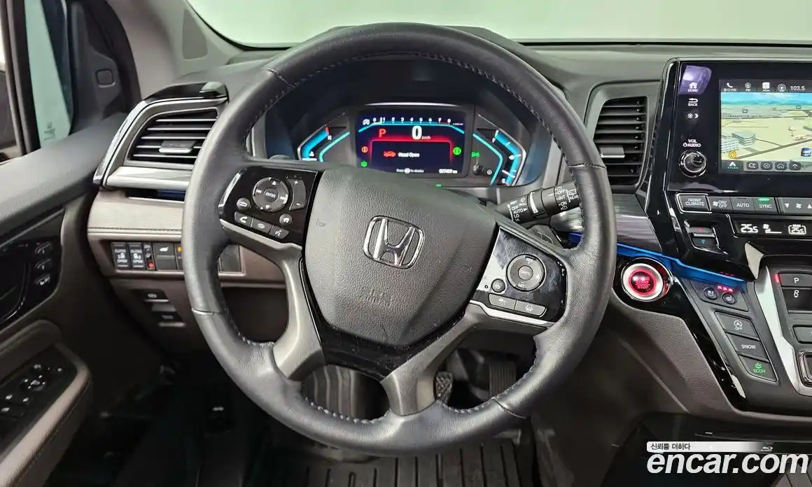 Honda Odyssey 2023 3.5 Автомат в Москве № 170447, фото 13