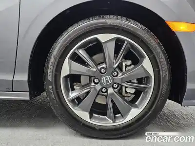 Honda Odyssey 2023 3.5 Автомат в Москве № 170447, миниатюра 5