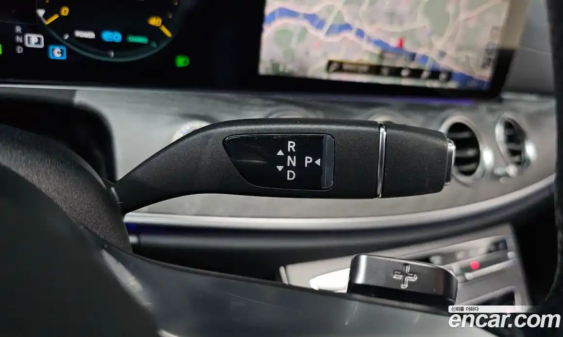 Mercedes-Benz E-Class 2022 2.0 Автомат в Москве № 178380, фото 9