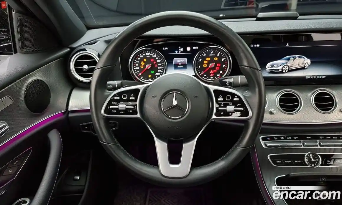 Mercedes-Benz E-Class 2020 2.0 Автомат в Москве № 179063, фото 14