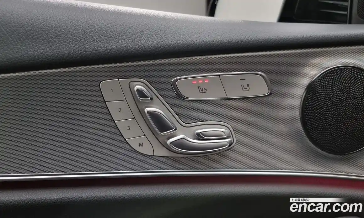 Mercedes-Benz E-Class 2020 2.0 Автомат в Москве № 179063, фото 17