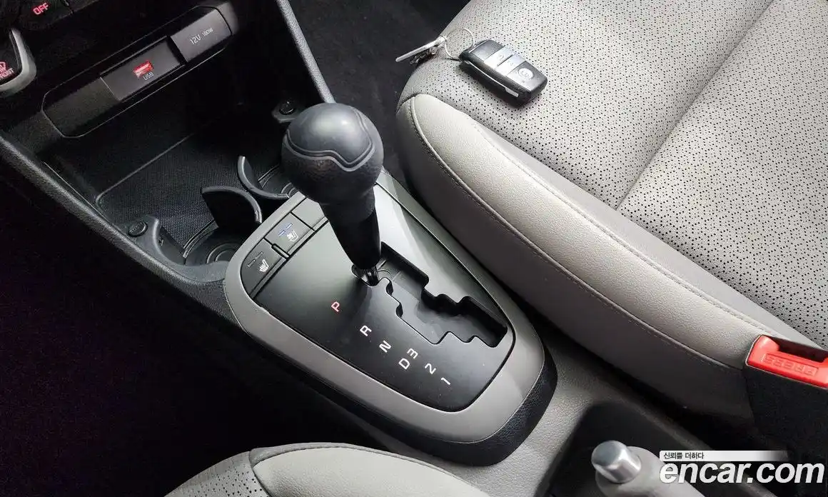 Kia Morning 2021 1.0 Автомат в Москве № 18037, фото 17