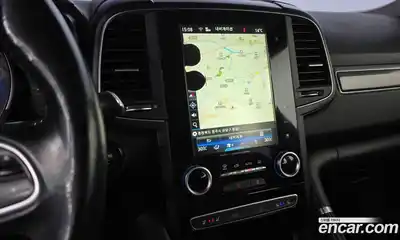 Renault QM6 2017 2.0 Автомат в Москве № 184104, миниатюра 11