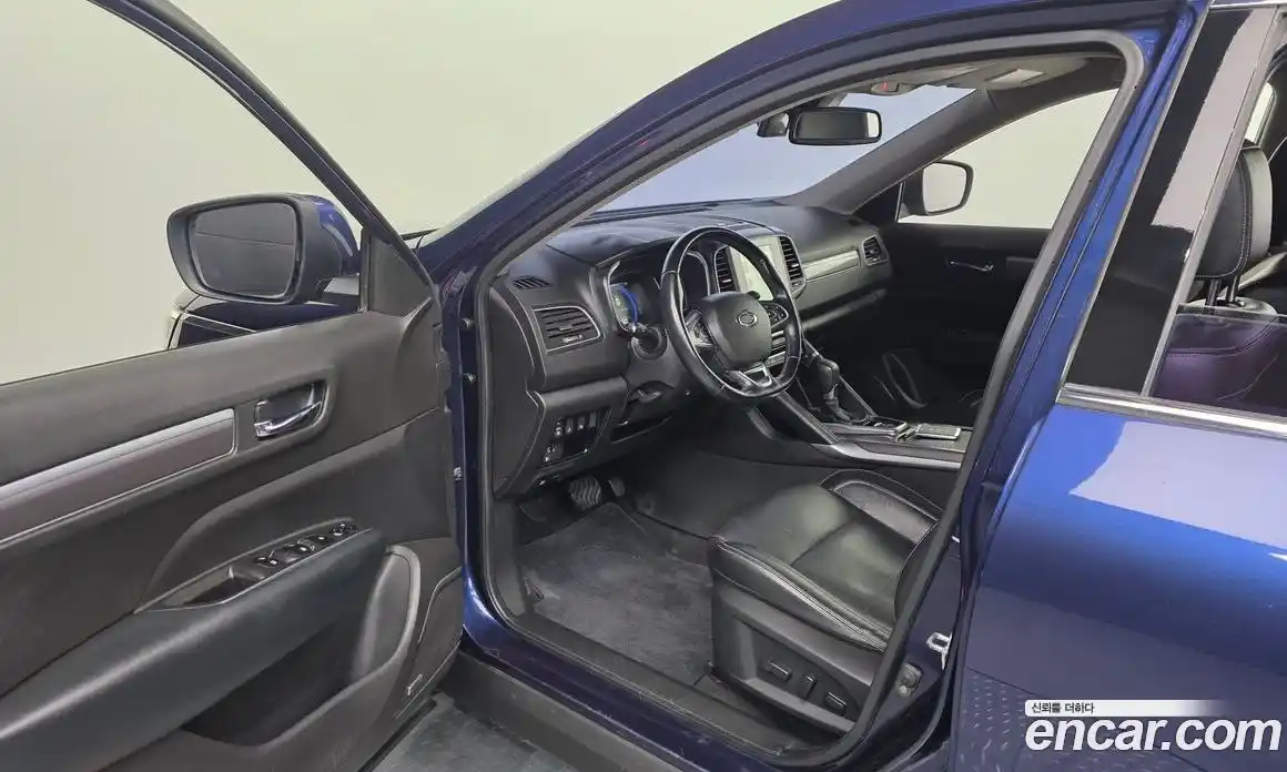 Renault QM6 2017 2.0 Автомат в Москве № 184104, фото 13