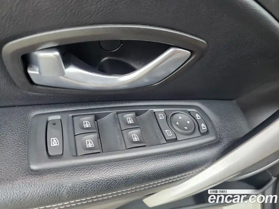 Renault SM3 2011 1.6 Автомат в Москве № 186275, фото 19