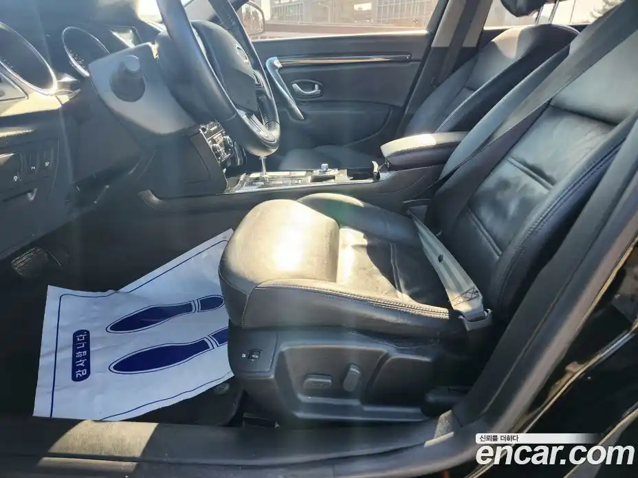 Renault SM7 2015 2.5 Автомат в Москве № 186549, фото 17