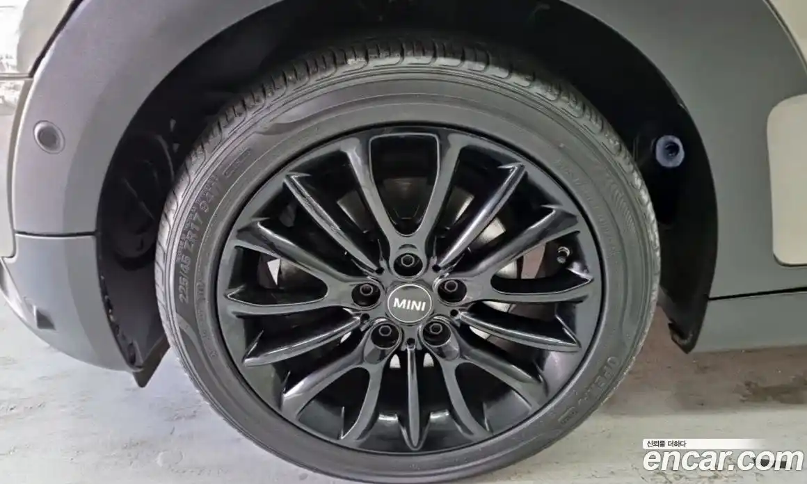 Mini Clubman 2020 1.5 Автомат в Москве № 188233, фото 13