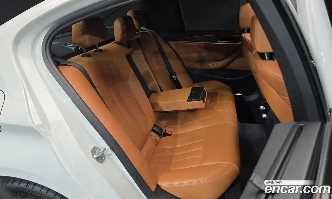 BMW 5-Series 2017 2.0 Автомат в Москве № 192136, фото 8