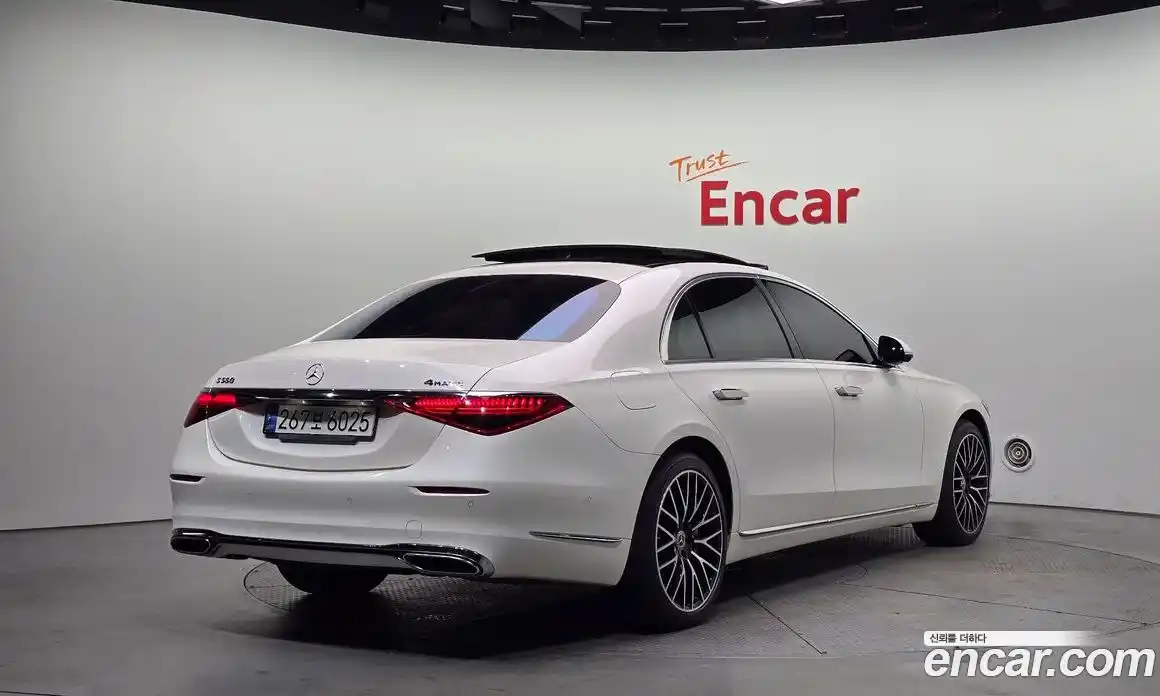 Mercedes-Benz S-Class 2022 4.0 Автомат в Москве № 195060, фото 14