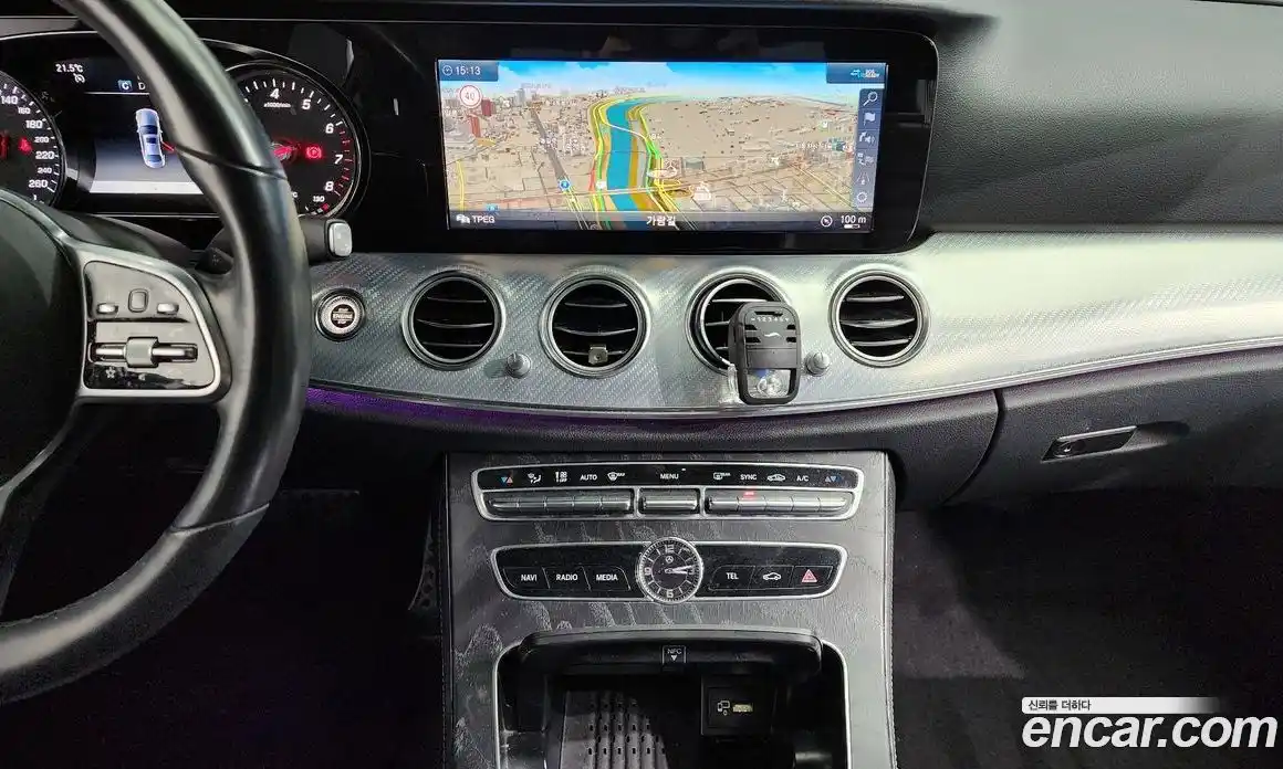 Mercedes-Benz E-Class 2020 2.0 Автомат в Москве № 195240, фото 19