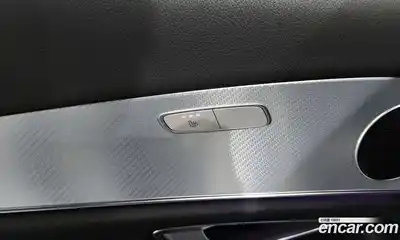 Mercedes-Benz E-Class 2020 2.0 Автомат в Москве № 195240, миниатюра 3