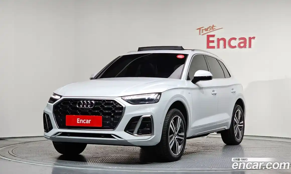 Audi Q5 2023 2.0 Автомат в Москве № 195887, фото 3