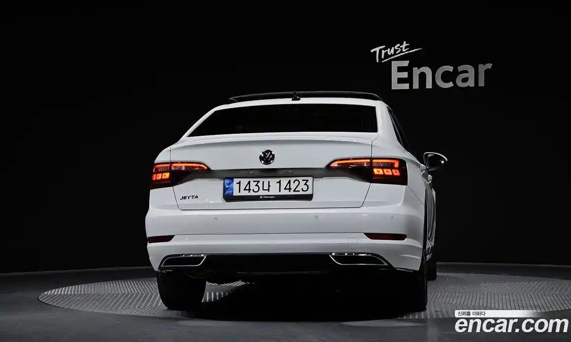 Volkswagen Jetta 2021 1.4 Автомат в Москве № 199073, фото 4