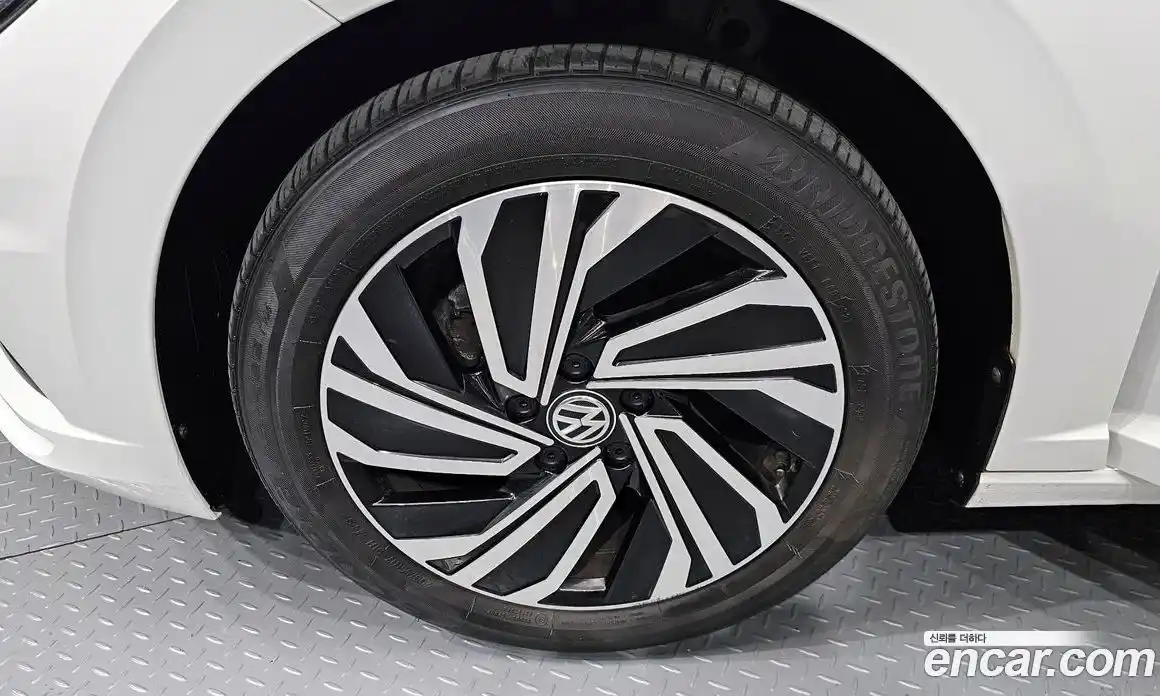 Volkswagen Jetta 2021 1.4 Автомат в Москве № 199073, фото 5