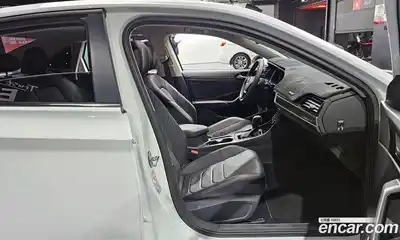 Volkswagen Jetta 2021 1.4 Автомат в Москве № 199073, миниатюра 10