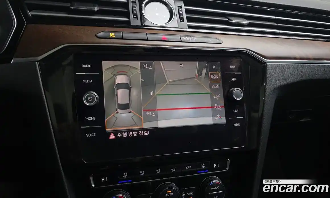 Volkswagen Passat 2018 2.0 Автомат в Москве № 199272, фото 18