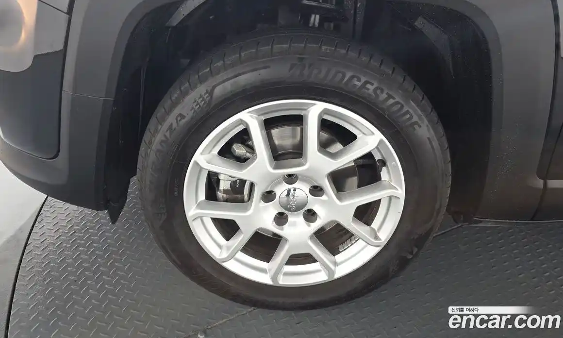 Jeep Renegade 2021 2.4 Автомат в Москве № 199441, фото 18