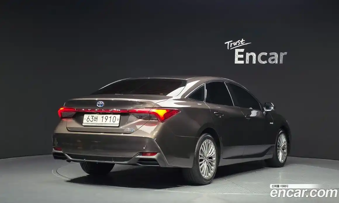 Toyota Avalon 2019 2.5 Автомат в Москве № 199599, фото 13