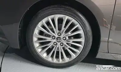 Toyota Avalon 2019 2.5 Автомат в Москве № 199599, миниатюра 5