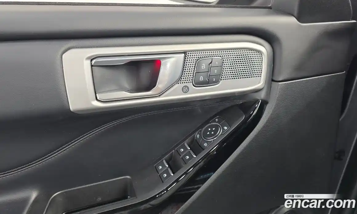 Ford Explorer 2021 3.0 Автомат в Москве № 199715, фото 18