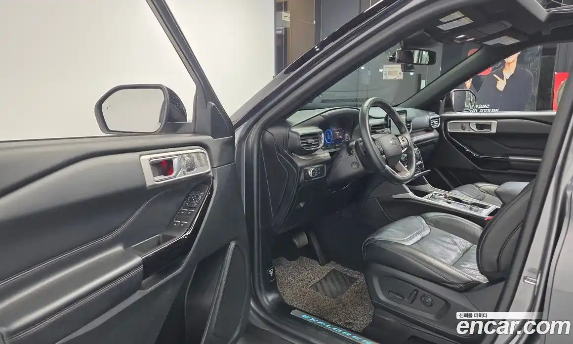 Ford Explorer 2021 3.0 Автомат в Москве № 199715, фото 6