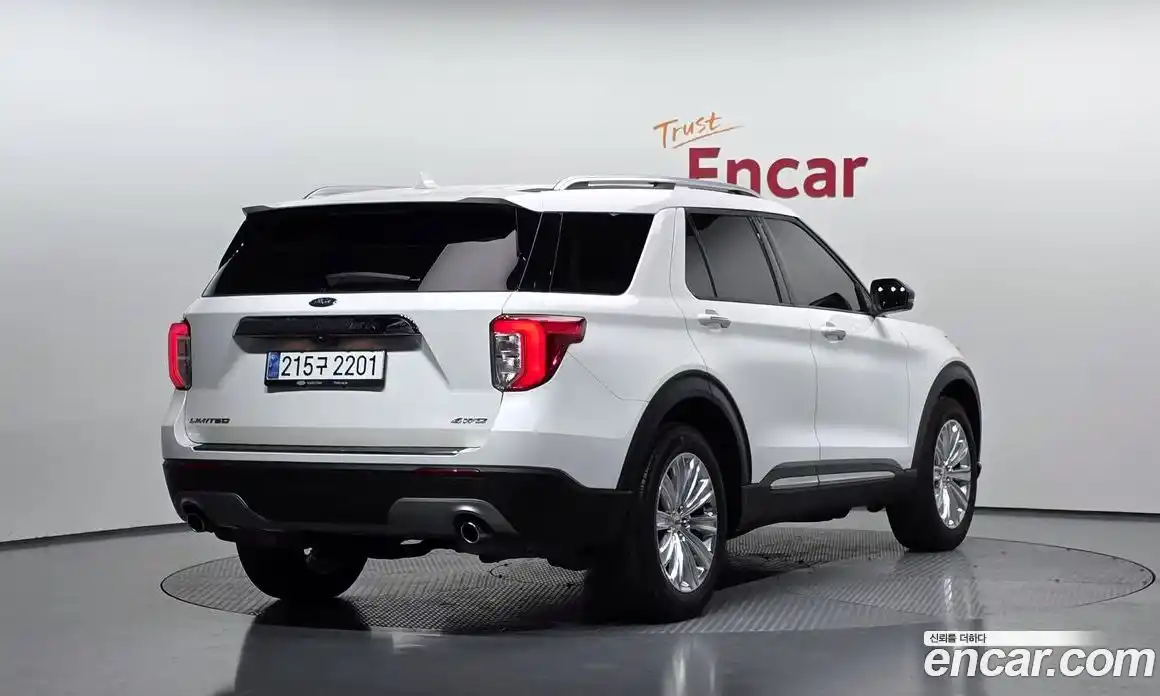 Ford Explorer 2023 2.3 Автомат в Москве № 199781, фото 14