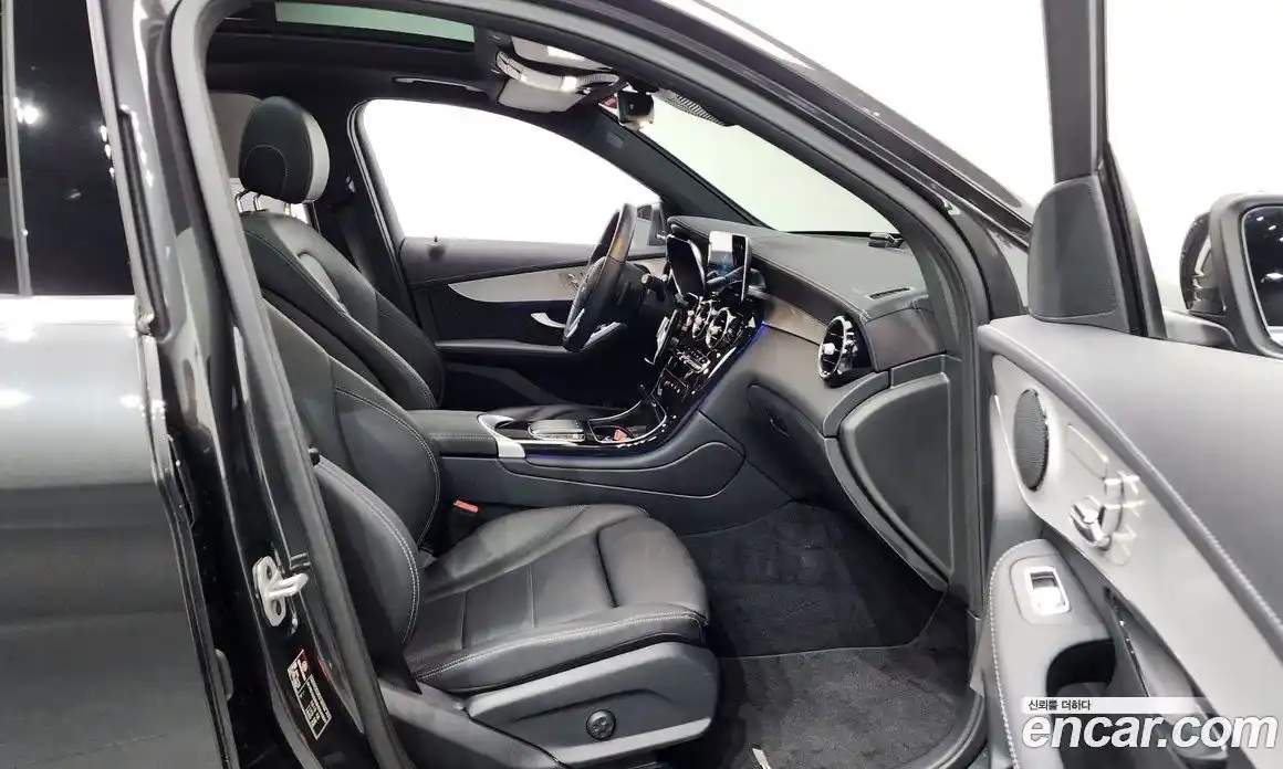 Mercedes-Benz GLC-Class 2022 2.0 Автомат в Москве № 200645, фото 15