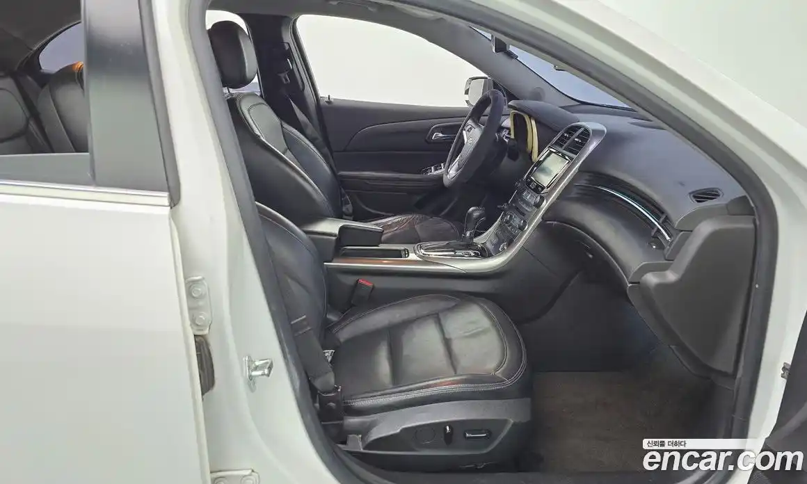 Chevrolet Malibu 2015 2.0 Автомат в Москве № 202775, фото 2