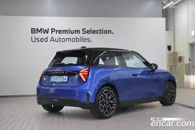 Mini Cooper 2024 0.1 Автомат в Москве № 208007, миниатюра 2