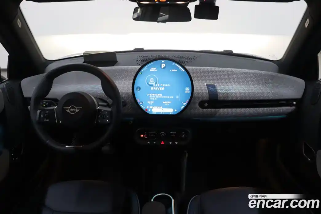 Mini Cooper 2024 0.1 Автомат в Москве № 208007, фото 7