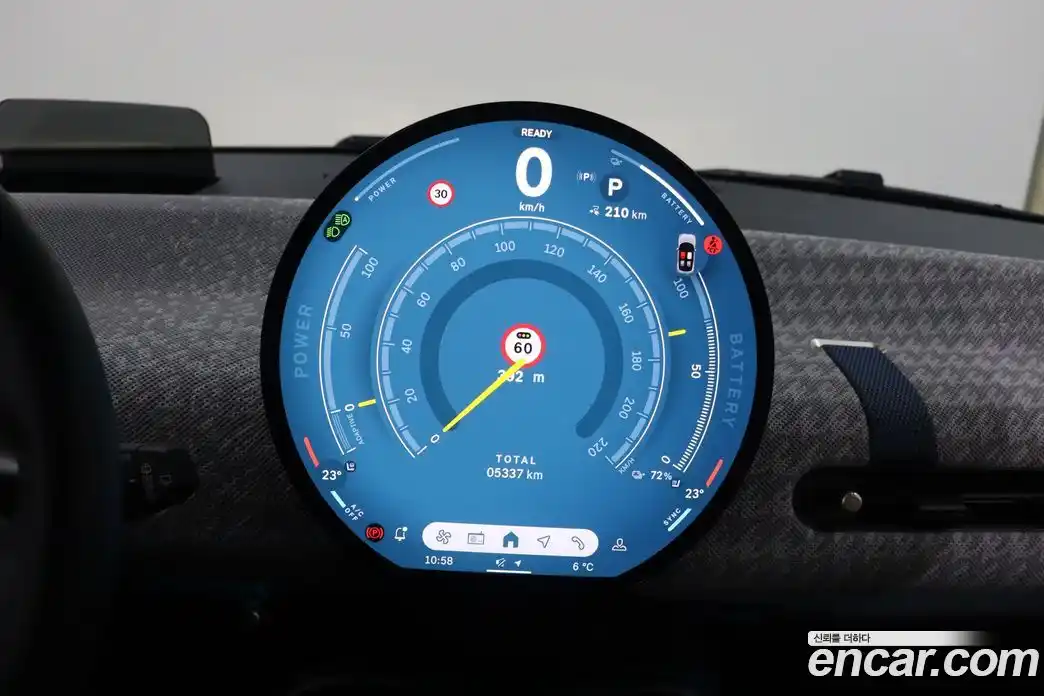 Mini Cooper 2024 0.1 Автомат в Москве № 208007, фото 8