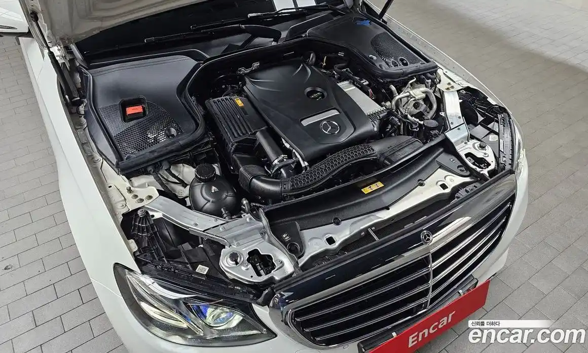 Mercedes-Benz E-Class 2019 2.0 Автомат в Москве № 209290, фото 13