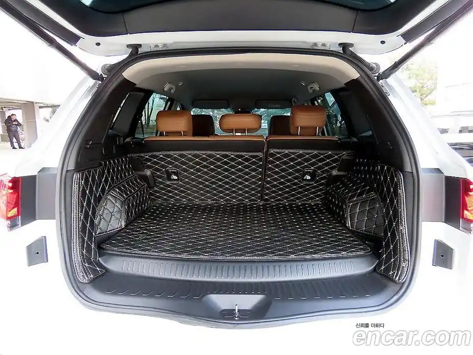 Renault QM6 2024 2.0 Автомат в Москве № 209869, фото 18