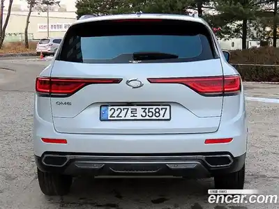 Renault QM6 2024 2.0 Автомат в Москве № 209869, миниатюра 4