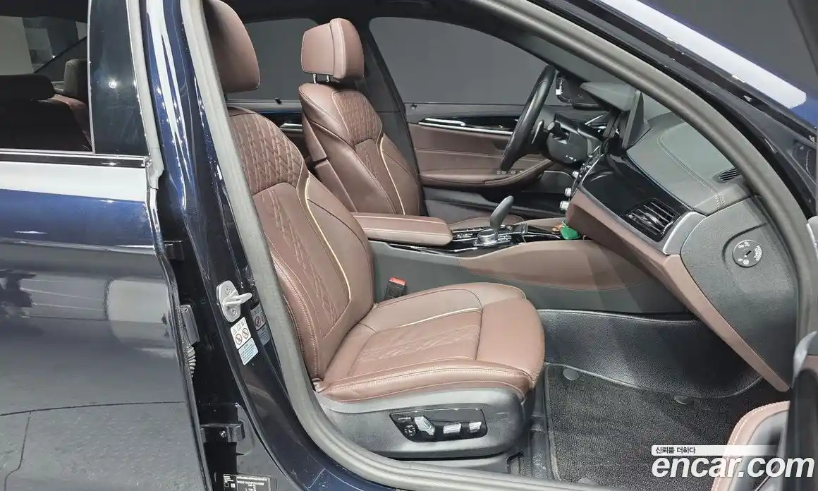 BMW 5-Series 2023 2.0 Автомат в Москве № 211219, фото 11