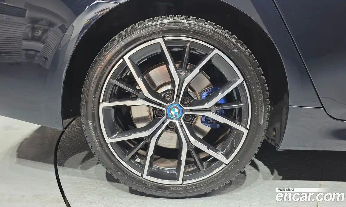 BMW 5-Series 2023 2.0 Автомат в Москве № 211219, фото 13