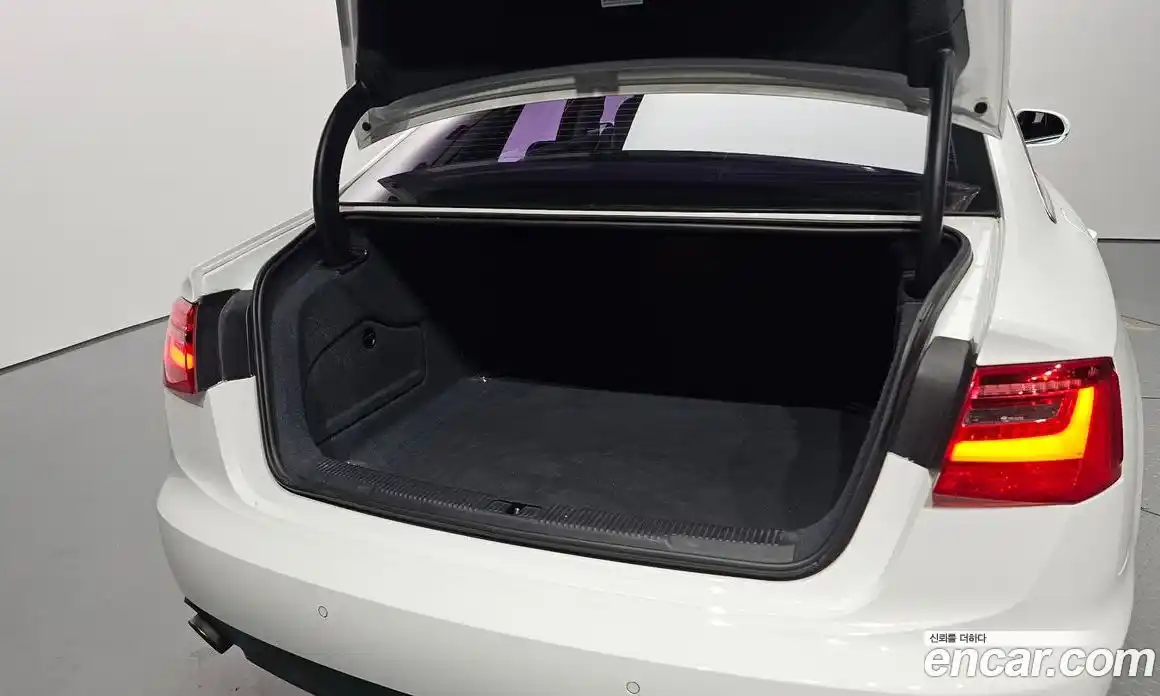 Audi A6 2012 2.0 Автомат в Москве № 212662, фото 13