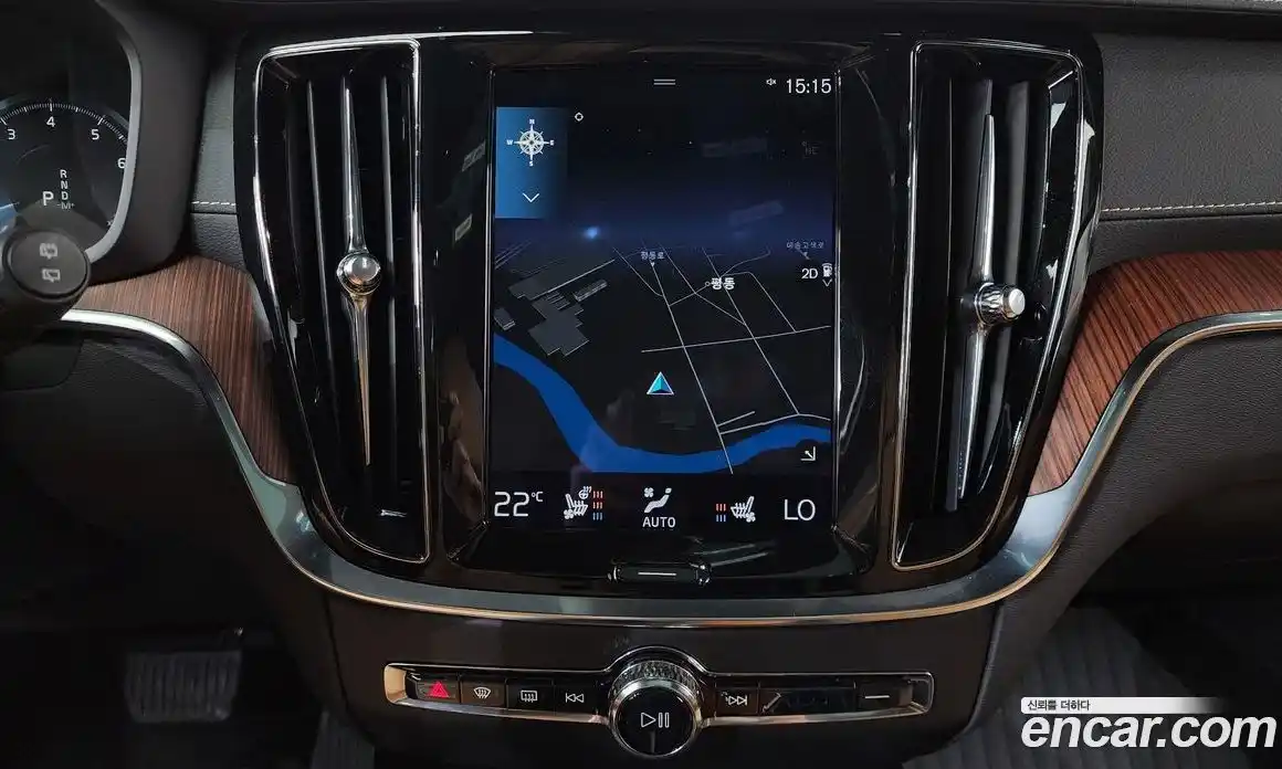 Volvo V60 2022 2.0 Автомат в Москве № 212893, фото 14