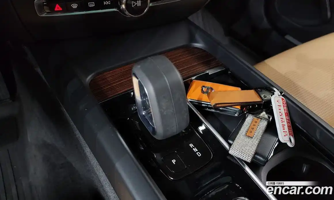 Volvo V60 2022 2.0 Автомат в Москве № 212893, фото 9