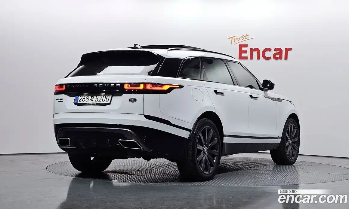 Land Rover Range-Rover Velar 2020 3.0 Автомат в Москве № 213359, фото 8