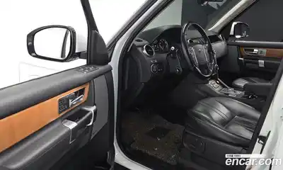 Land Rover Discovery 2015 3.0 Автомат в Москве № 213693, миниатюра 11