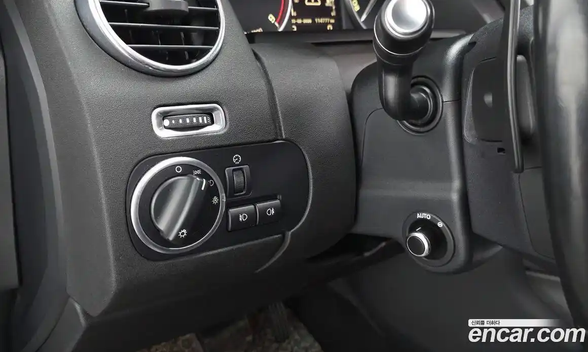 Land Rover Discovery 2015 3.0 Автомат в Москве № 213693, фото 16