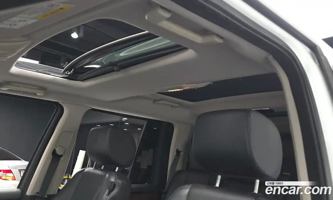 Land Rover Discovery 2015 3.0 Автомат в Москве № 213693, фото 19