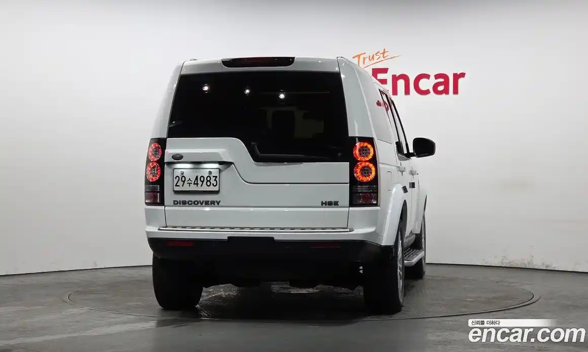 Land Rover Discovery 2015 3.0 Автомат в Москве № 213693, фото 4