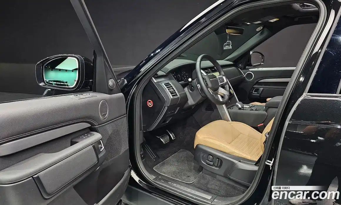 Land Rover Discovery 2024 3.0 Автомат в Москве № 213894, фото 11