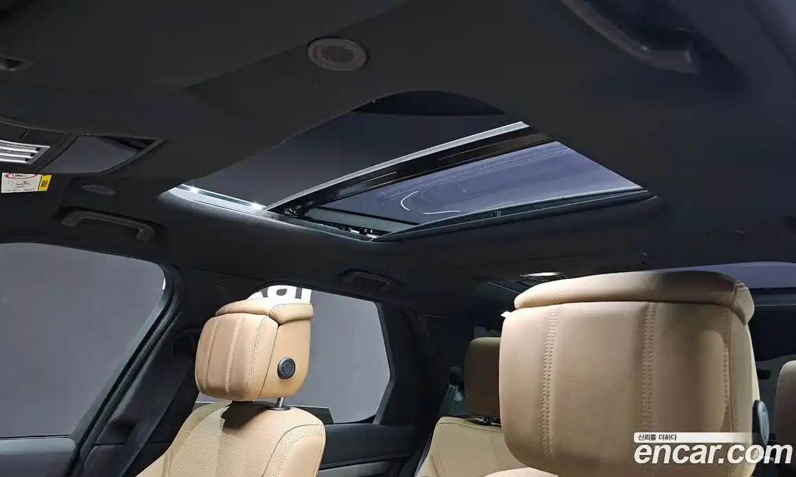 Land Rover Discovery 2024 3.0 Автомат в Москве № 213894, фото 15