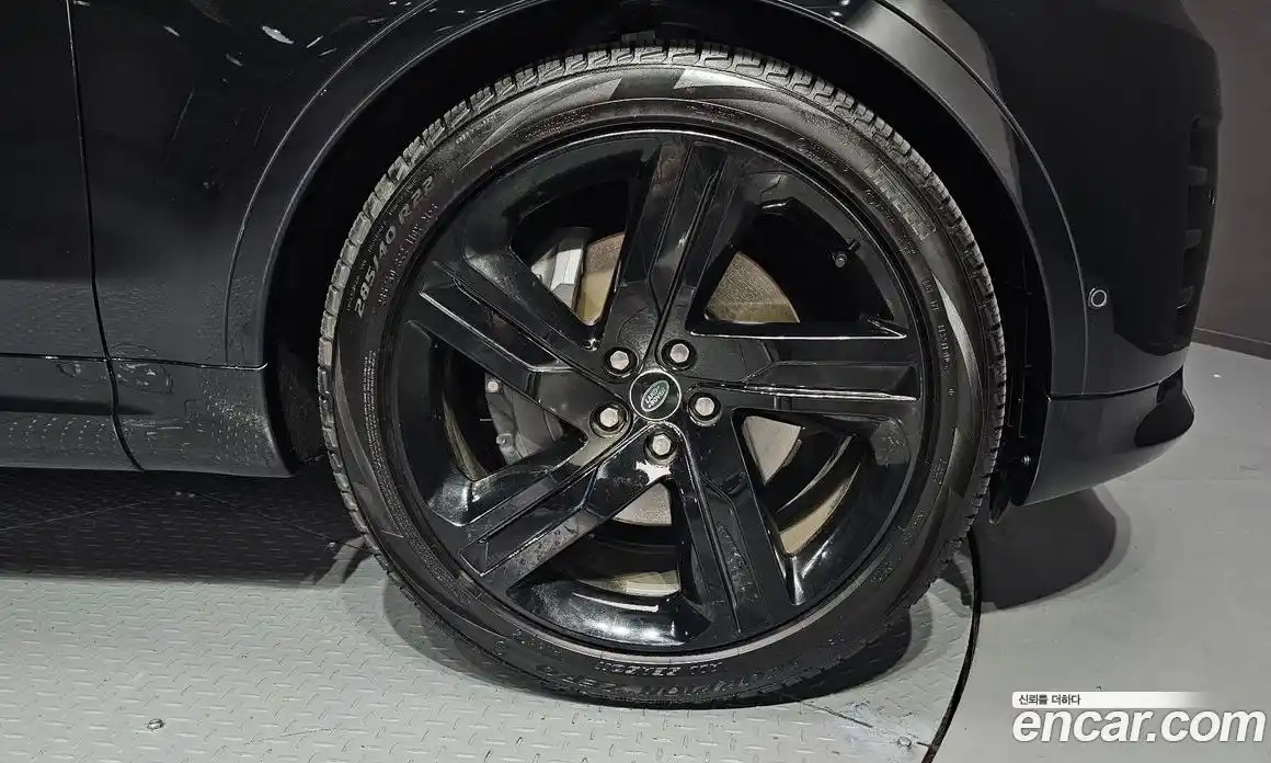 Land Rover Discovery 2024 3.0 Автомат в Москве № 213894, фото 5