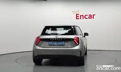 Mini Cooper 2024 0.1 Автомат в Москве № 213911, миниатюра 12