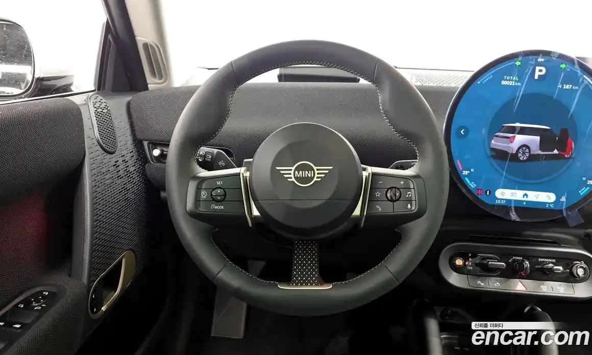 Mini Cooper 2024 0.1 Автомат в Москве № 213911, фото 6